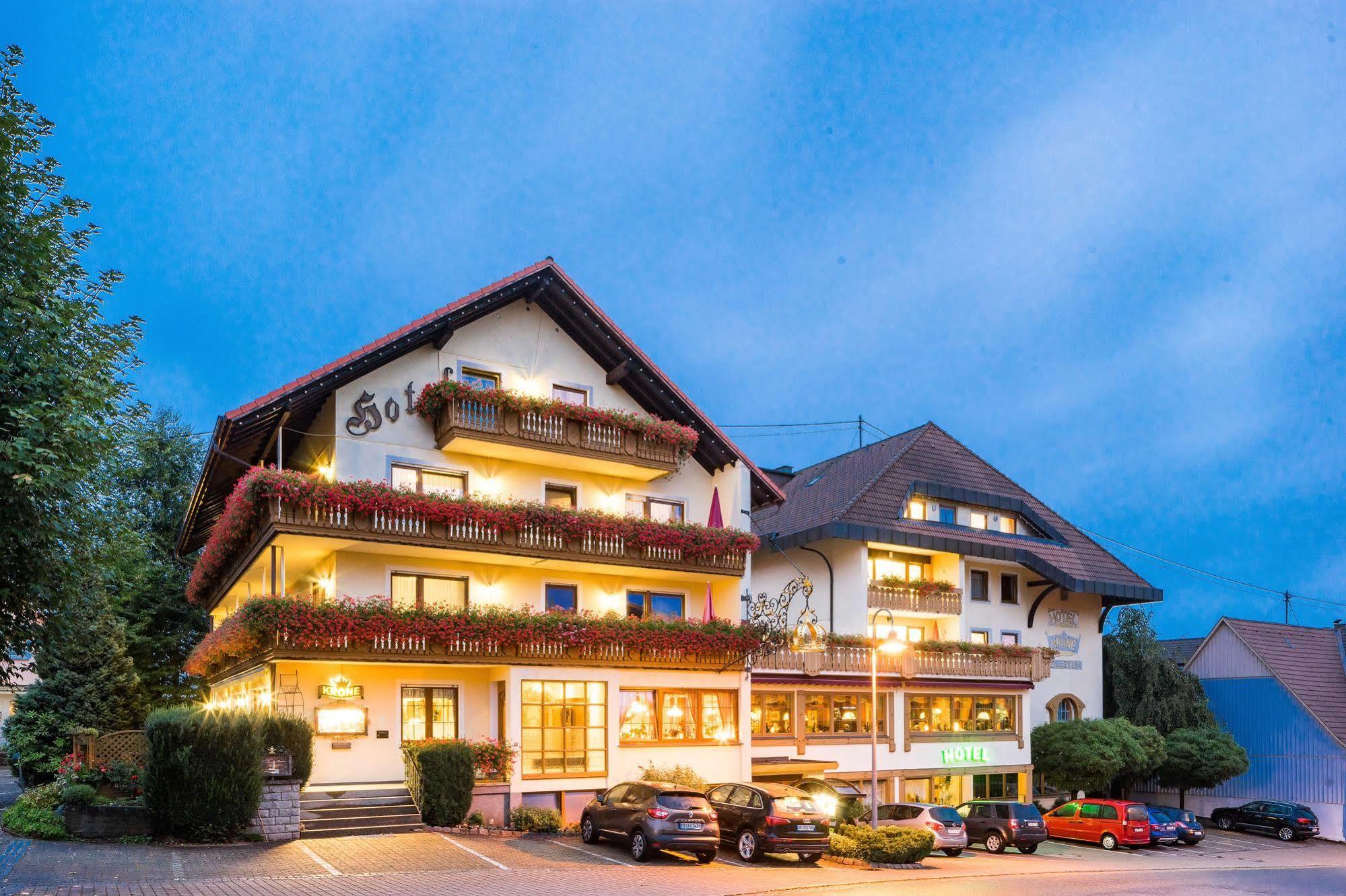 Hotel Krone Igelsberg ฟรอยเดนชตัดท์ ภายนอก รูปภาพ